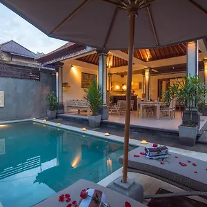 Secret Bunutan Villa